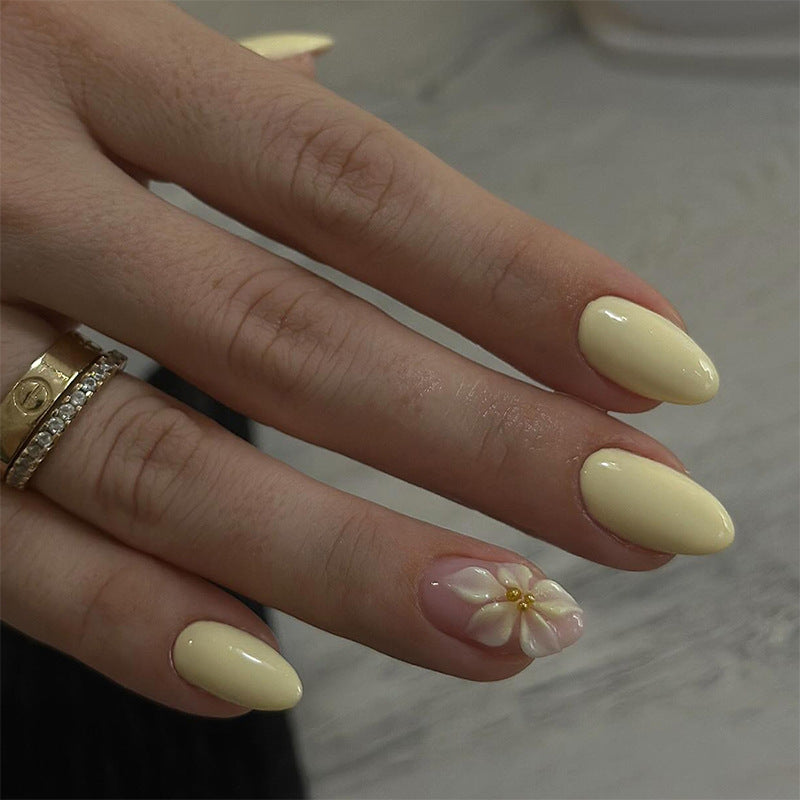 Elegante Floral Nail Art Tipps Brehn