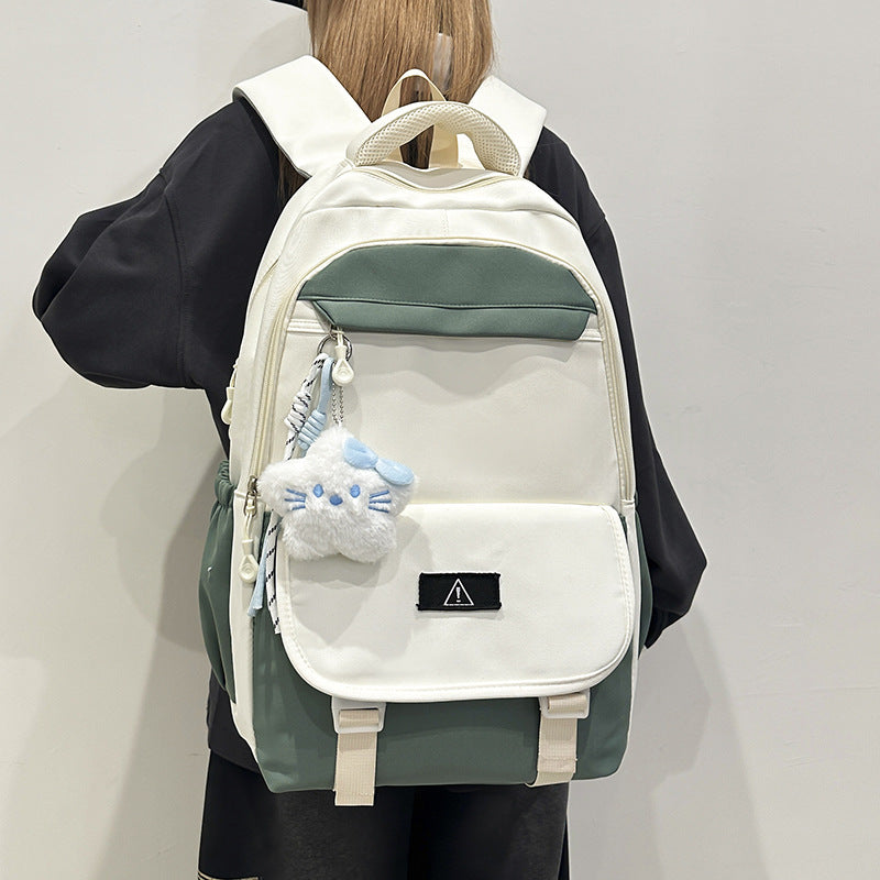 Stilvolles multifunktionales Rucksack mit plüschigem Schlüsselanhänger Brehn