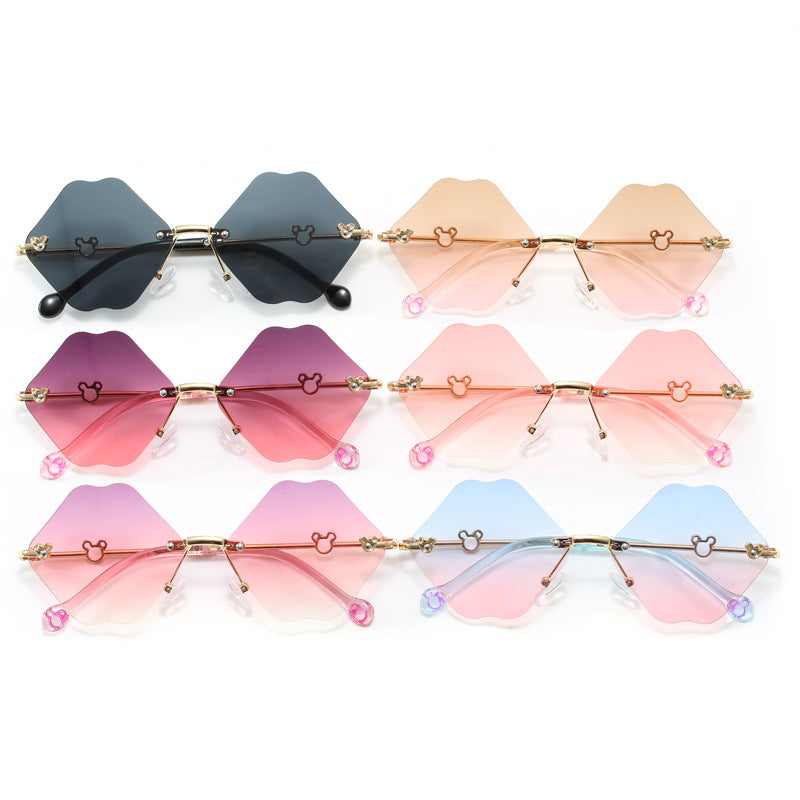 Damen geometrische Oversized-Sonnenbrille mit detailliertem, luxuriösem Rahmen Brehn