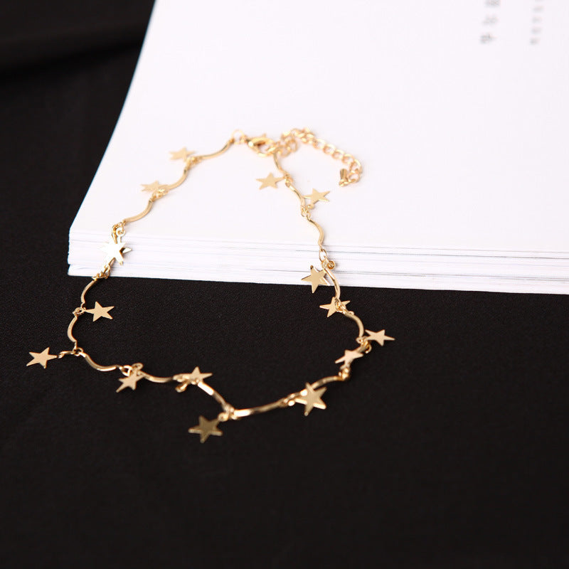 Stern Charm Linked Chain Necklace Brehn