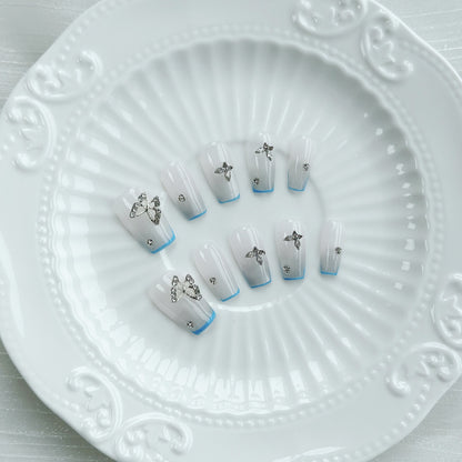 Schmetterlings-verzierte Press-On Nagelset