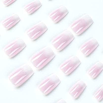 Kunstvolle Nagelverlängerungen mit Ombre Design Brehn