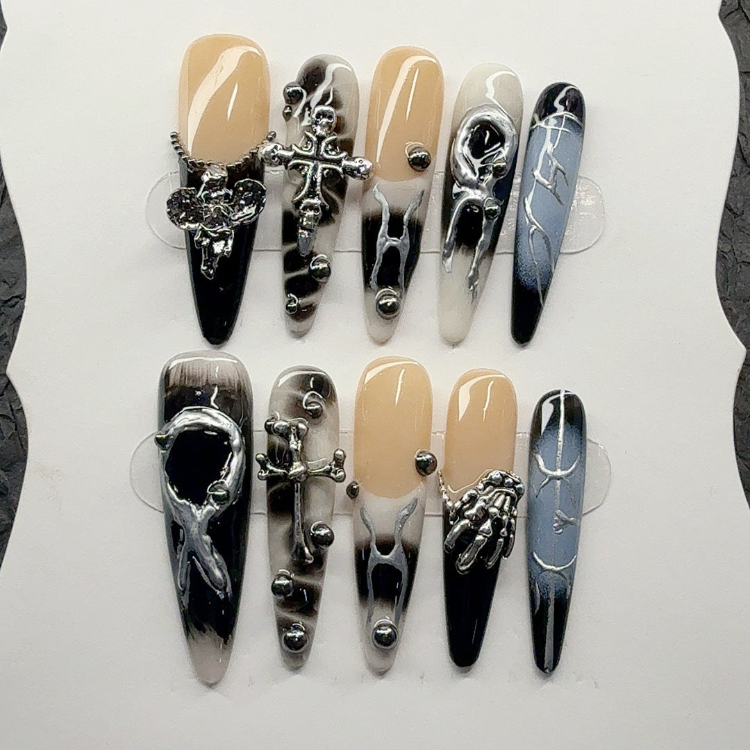 Gothic-inspirierte dekorative Press-On-Nagel-Set