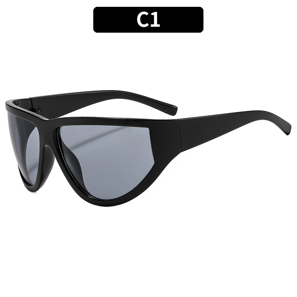 Stylische Schildbrille