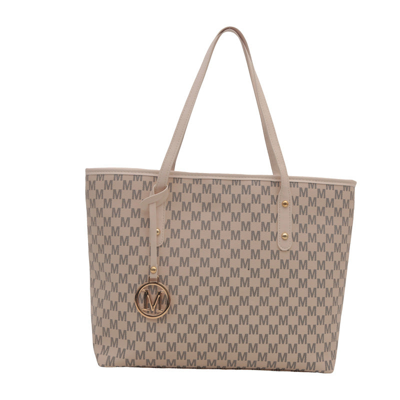 Stilvolle monogrammierte Tragetasche