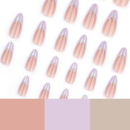 Kunstvolle Stiletto-Nägel mit elegantem Design und strahlenden Akzenten Brehn