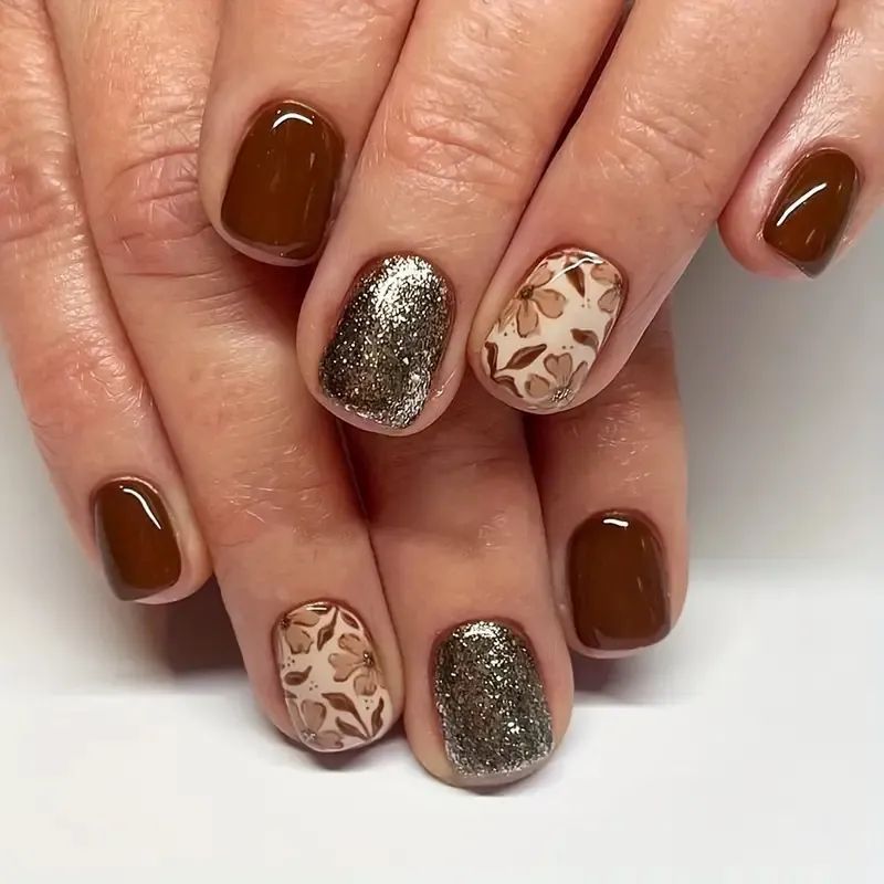 Elegantes Botanisches Nail Art Set Brehn