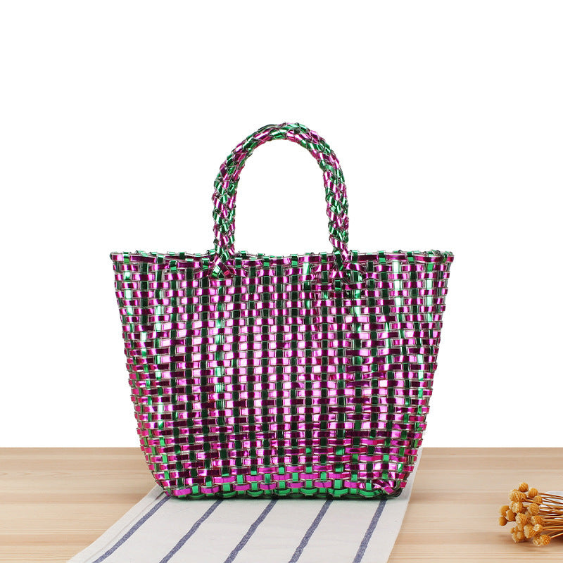 Handtasche Aus Geflochtenem Naturmaterial mit Eleganten Akzenten Brehn