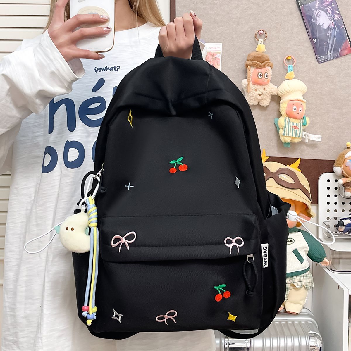Verspielter Rucksack mit Stickereien Brehn