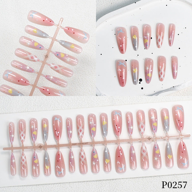 Bunt gemustertes Press-On Nagelkunst Set Brehn