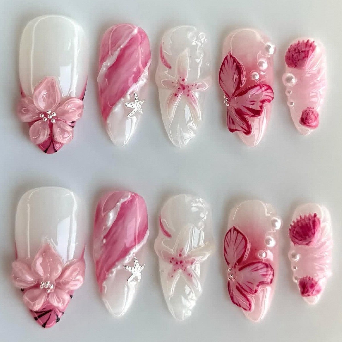 Elegantes mit Blumenakzenten verzierter Press-On-Nagel-Set Brehn