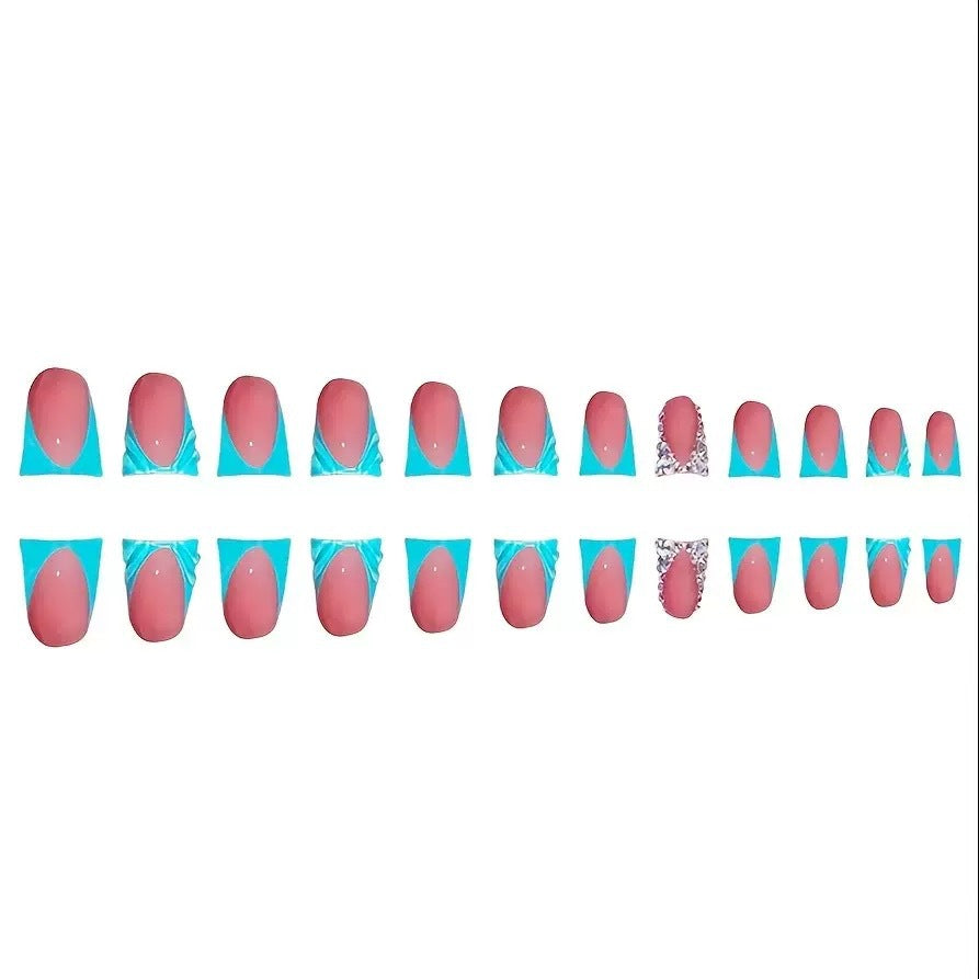 Stylische 3D Nail Art Extensions Brehn