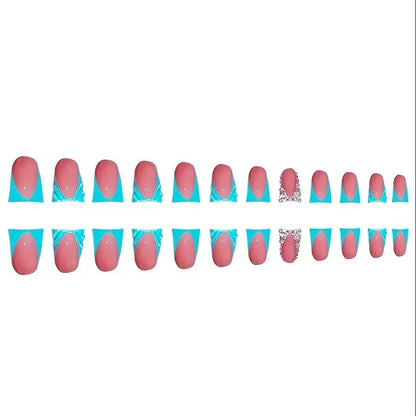 Stylische 3D Nail Art Extensions Brehn