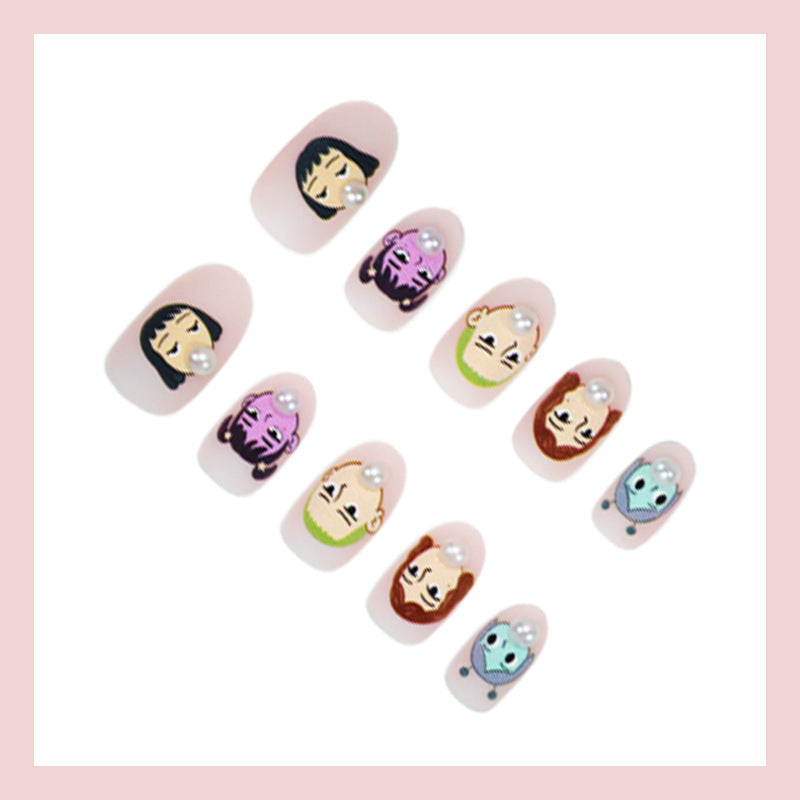 Kunstnagelset mit kreativen Charaktermotiven und eleganten Perlenakzenten Brehn
