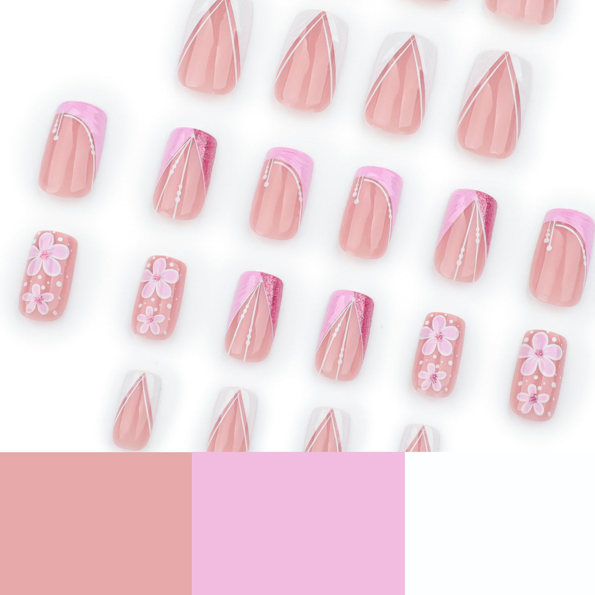 Kunstvolle Nagelkunst mit floralen Verzierungen Brehn