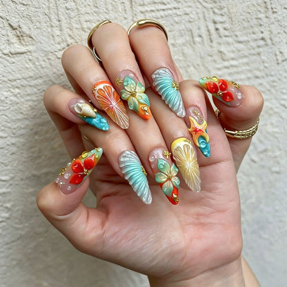 Künstlerische Sommer-Themen-Nagelspitzen
