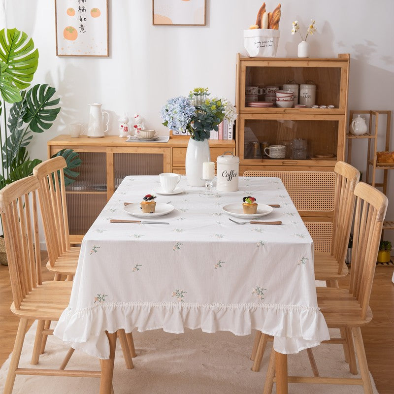 Blumenstickerei Tischdecke