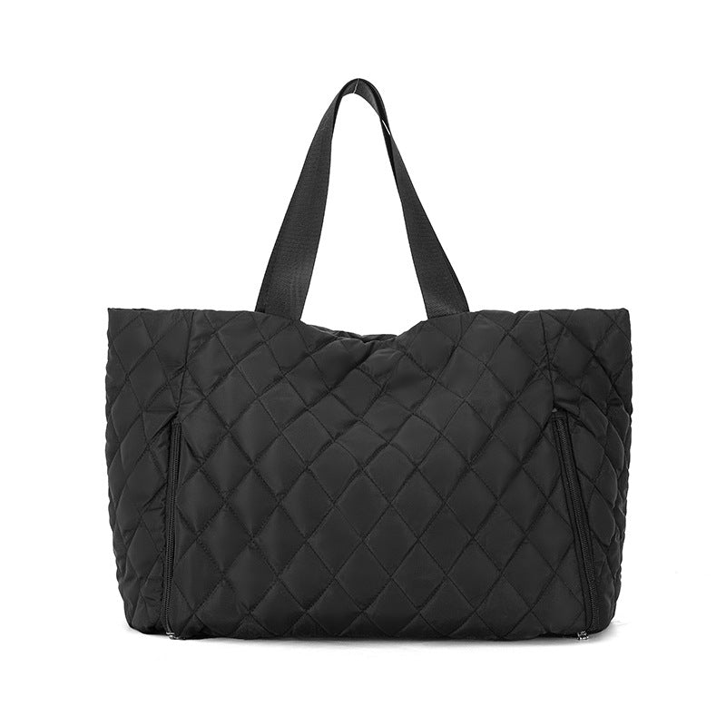 Geräumige gesteppte Allzweck Tasche Brehn