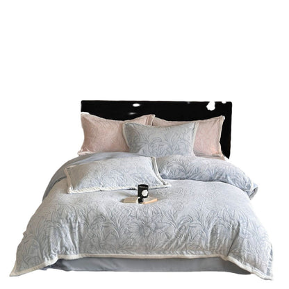Gestepptes Samt-Bettwäsche-Set mit floralem Relief und Wendefunktion