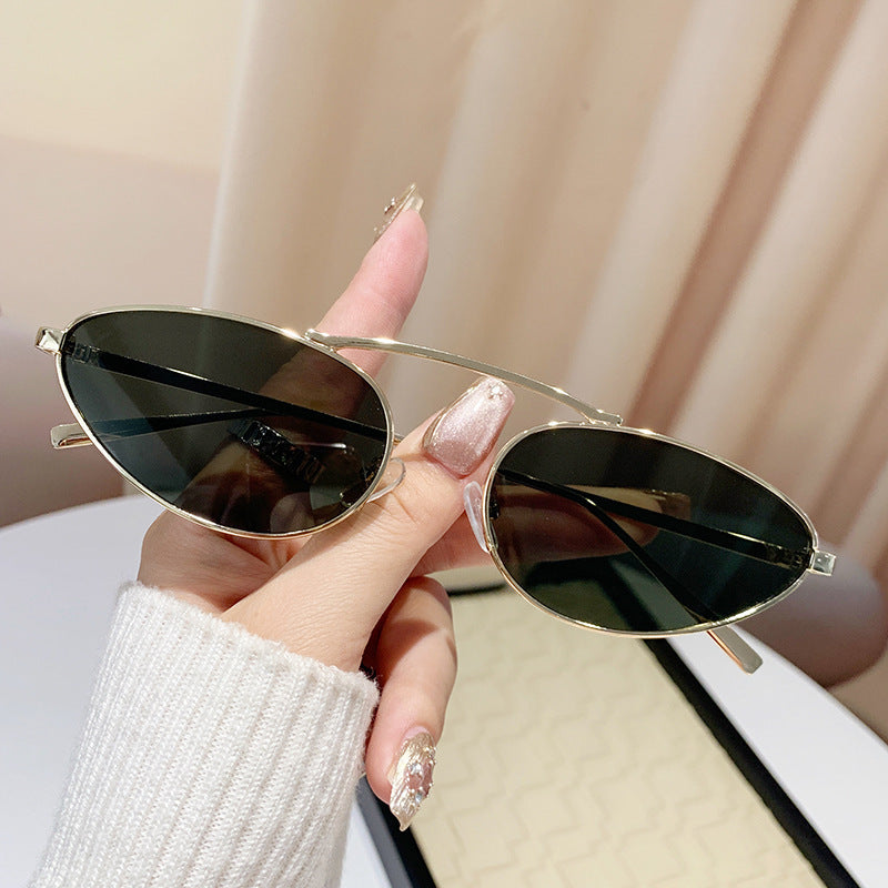 Damen modische Sonnenbrille im eleganten Ovaldesign Brehn