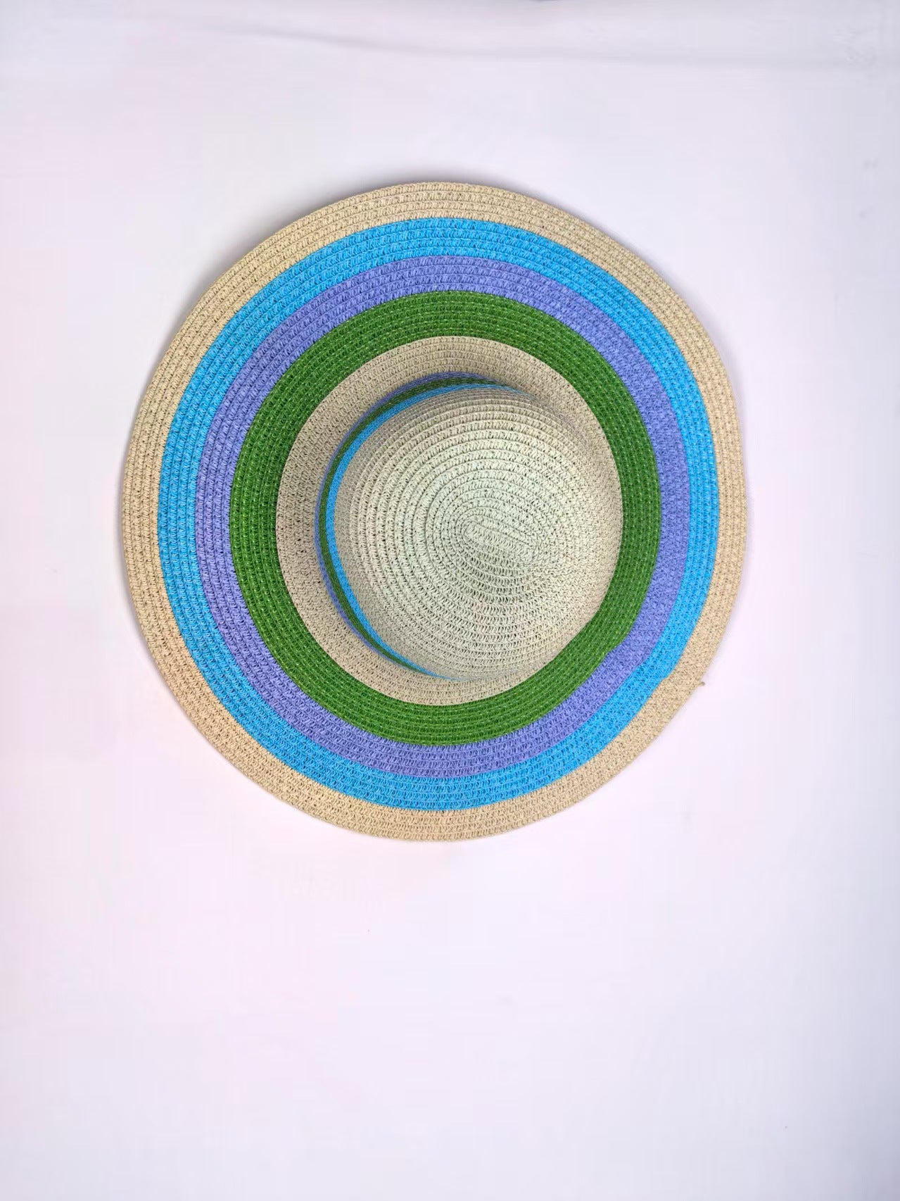 Sommerliche Strandtasche und Sonnenhut Brehn