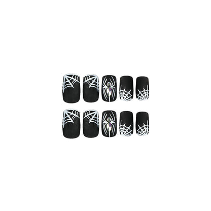 Kunstvolle Nagelverlängerungen mit Spinnen- und Spinnennetzdesign Brehn