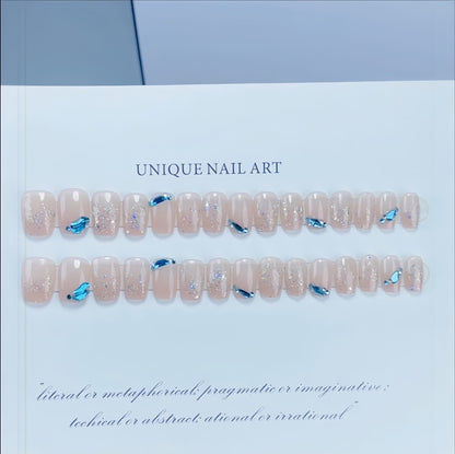 Künstlerisches dekoratives Press-On-Nagelset Brehn