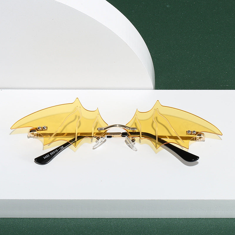 Damen Design-Sonnenbrille im außergewöhnlichen Fledermaus-Stil Brehn