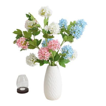 Künstlicher Hydrangeazweig mit lebhaften Blüten und detailreichen Blättern Brehn