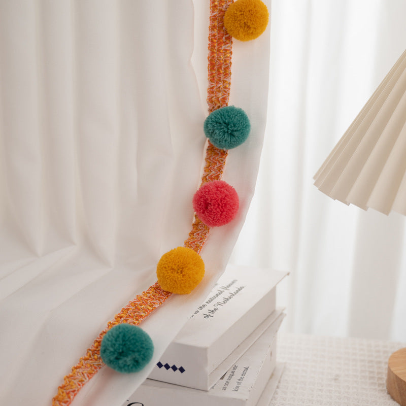 Dekorativer Pompon-Borte Brehn