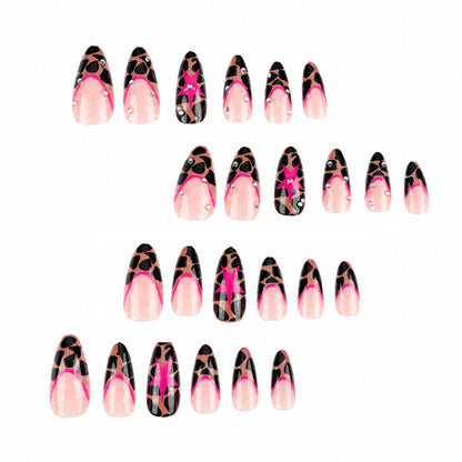Glamouröse Stiletto-Nagelspitzen
