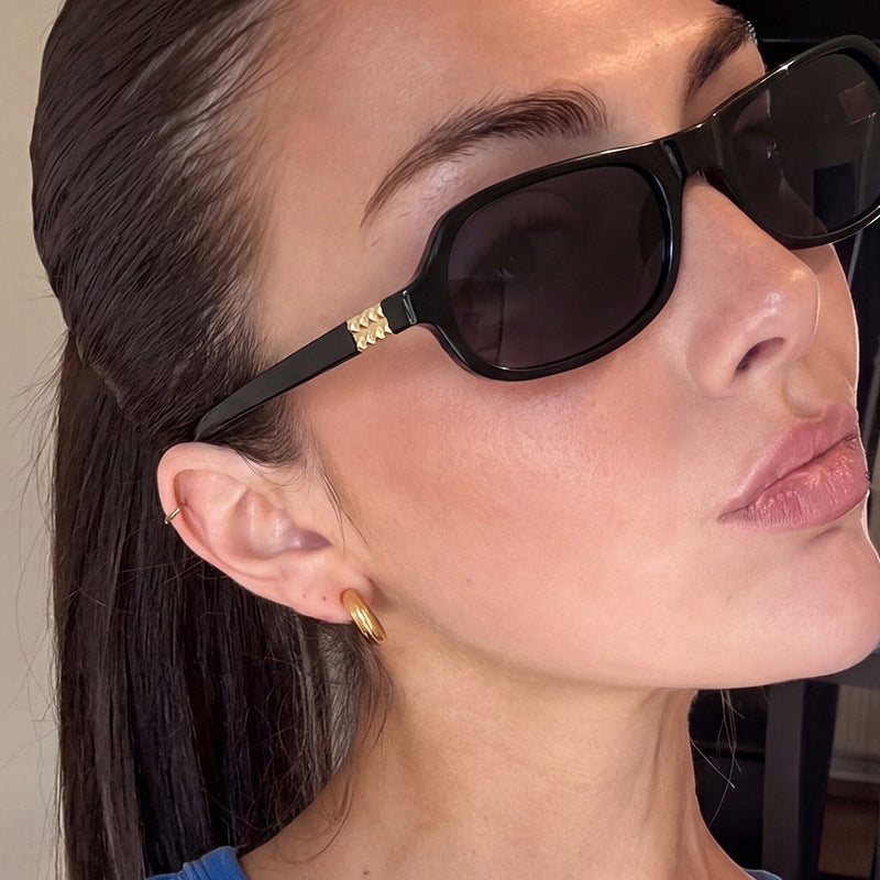Damen schicke modische Sonnenbrille mit goldenen Akzenten Brehn