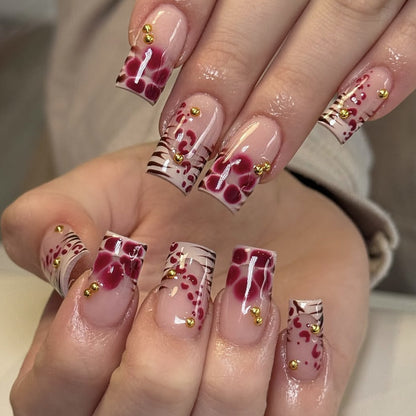 Dekorative 3D Nagelverlängerungen Brehn
