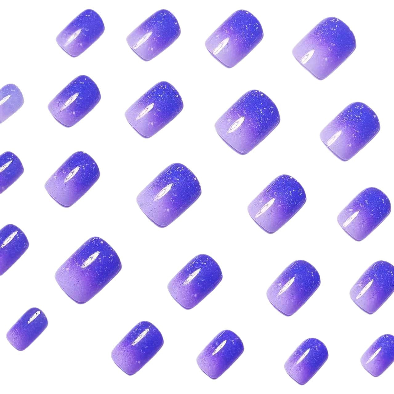 Kunstnägel mit Glamourösem Ombré-Effekt Brehn
