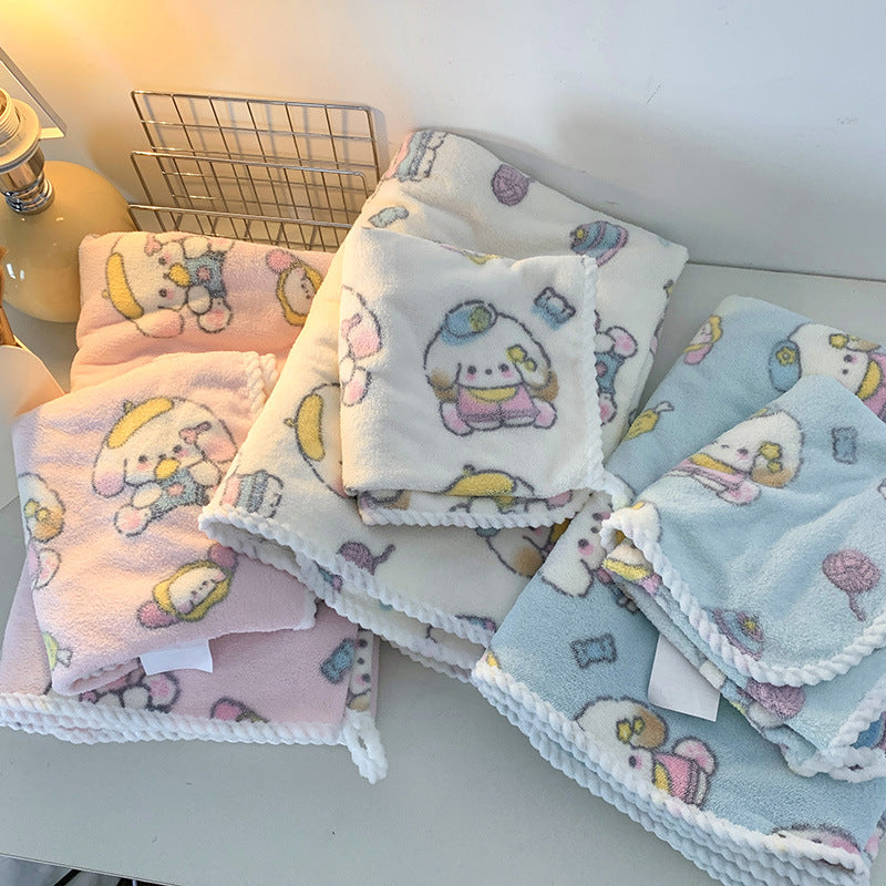 Kuscheldecke mit Verspieltem Tiermotiv Brehn