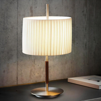 Elegante Stehlampe mit stilvollem Design