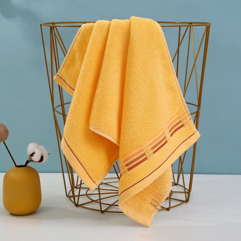 Hochwertiges Frottierhandtuch Mit Elegantem Streifendetail Brehn