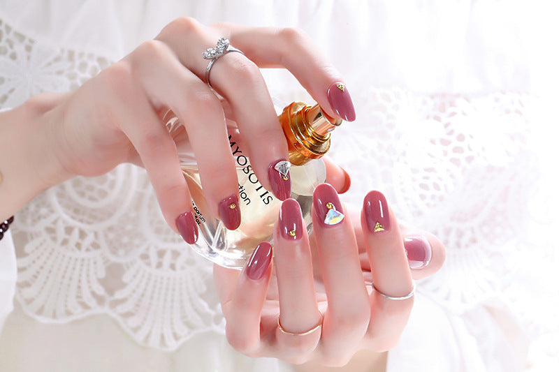 Kunstvolle Nagelspitzen Design Brehn