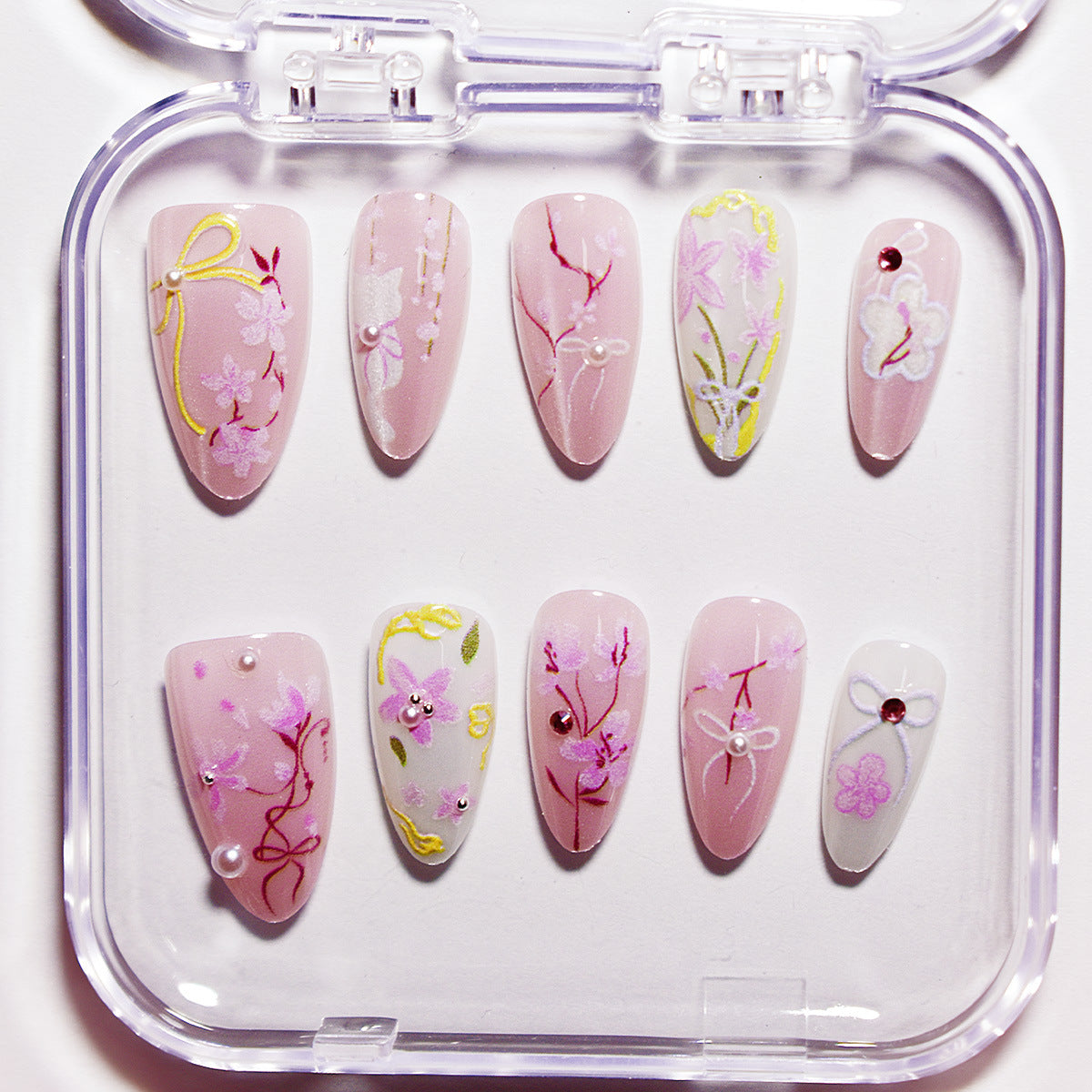 Blumenmuster Gel-Nagelkunst Brehn