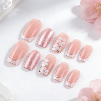 Künstlerisches Press-On-Nageldesign Brehn