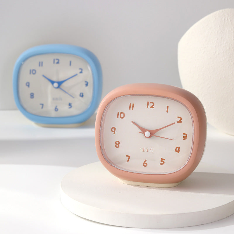 Tischuhr Im Modernen Retro-Design Brehn