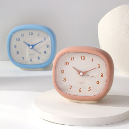 Tischuhr Im Modernen Retro-Design Brehn