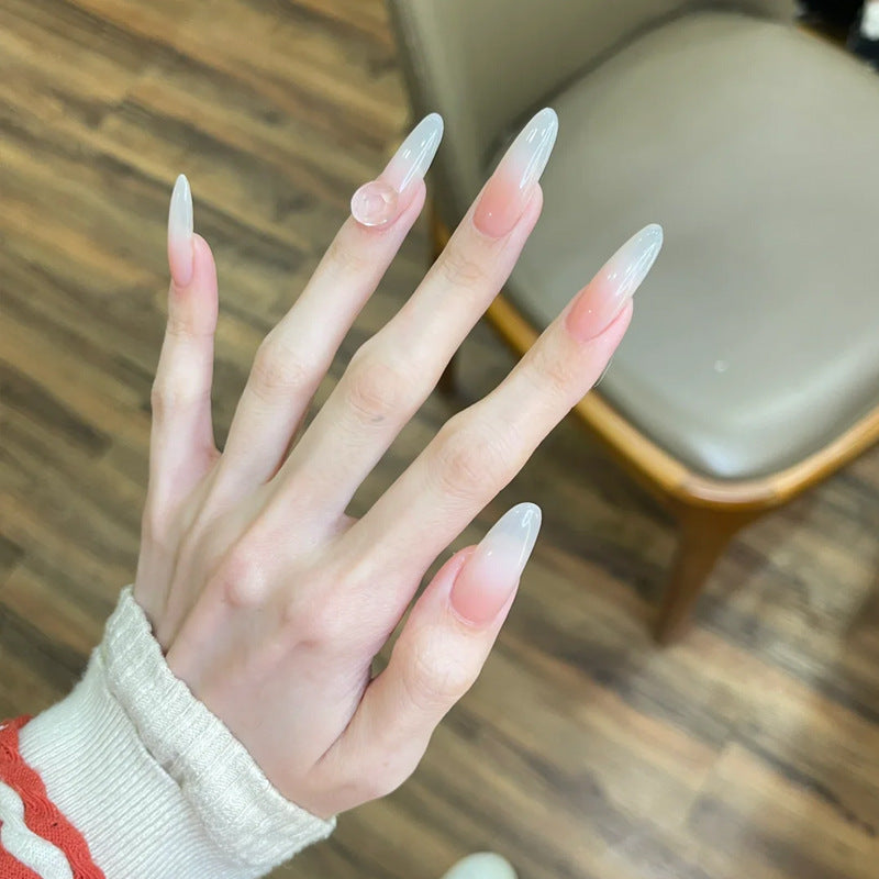 Glänzendes Nagelset Brehn