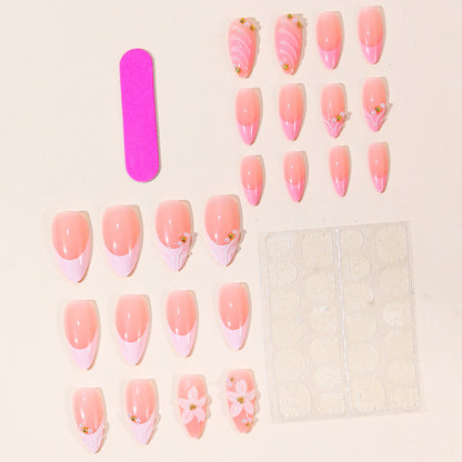 Elegante florale 3D Nagelkunstverlängerungen Brehn