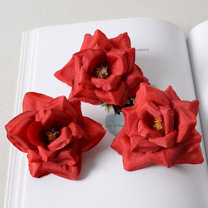 Elegante Stoffblumen-Haarsträuße