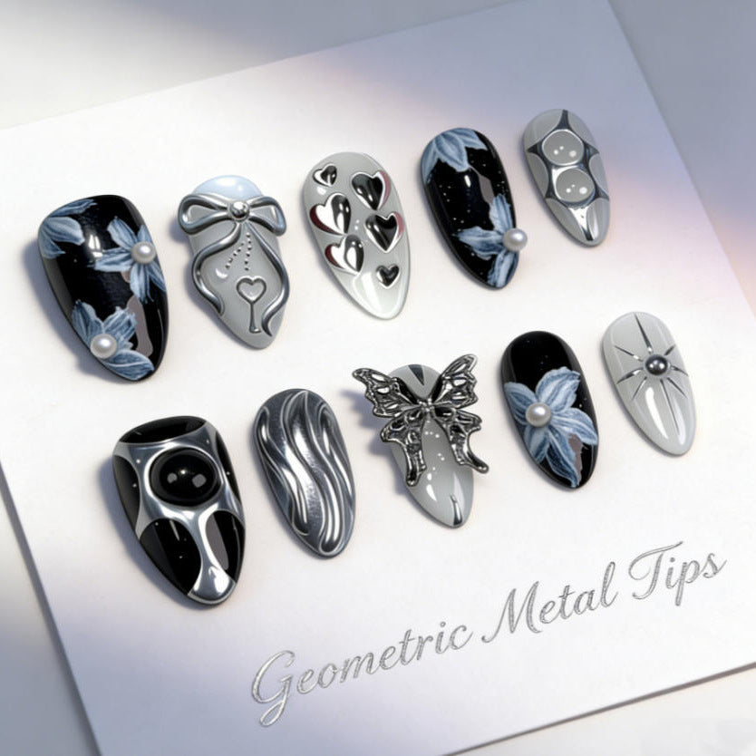 Kunstnagelset mit eleganten Verzierungen Brehn