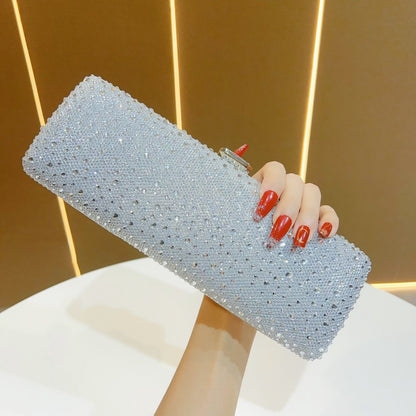 Rhinestone-beschichtete Clutch