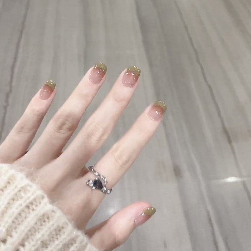 Kreatives Nail Art Design Brehn