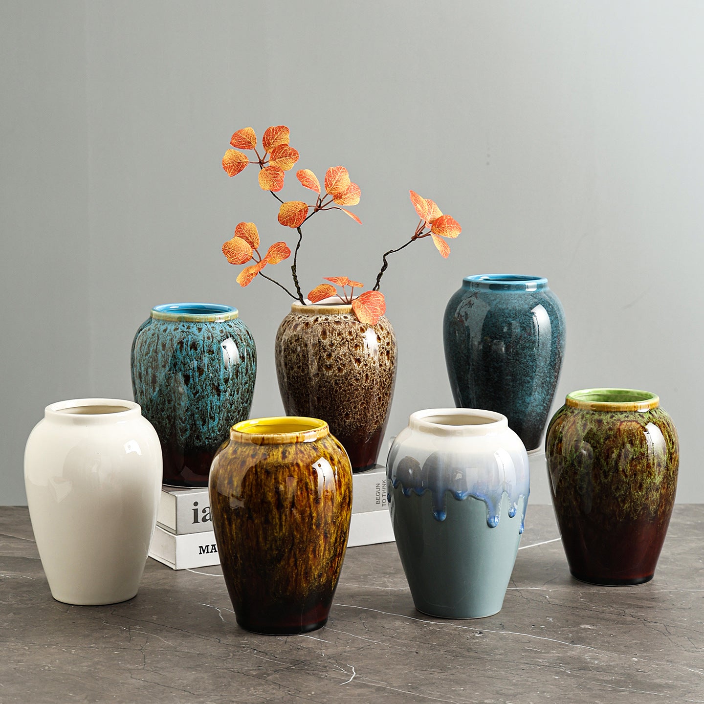 Große dekorative Keramikvase