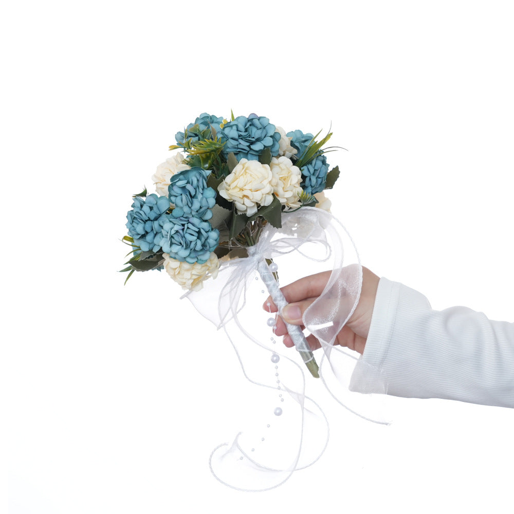 Dekorativer Floralstrauß